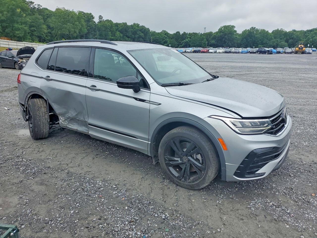 2024 VOLKSWAGEN TIGUAN SE R-LINE BLACK — снимка 4