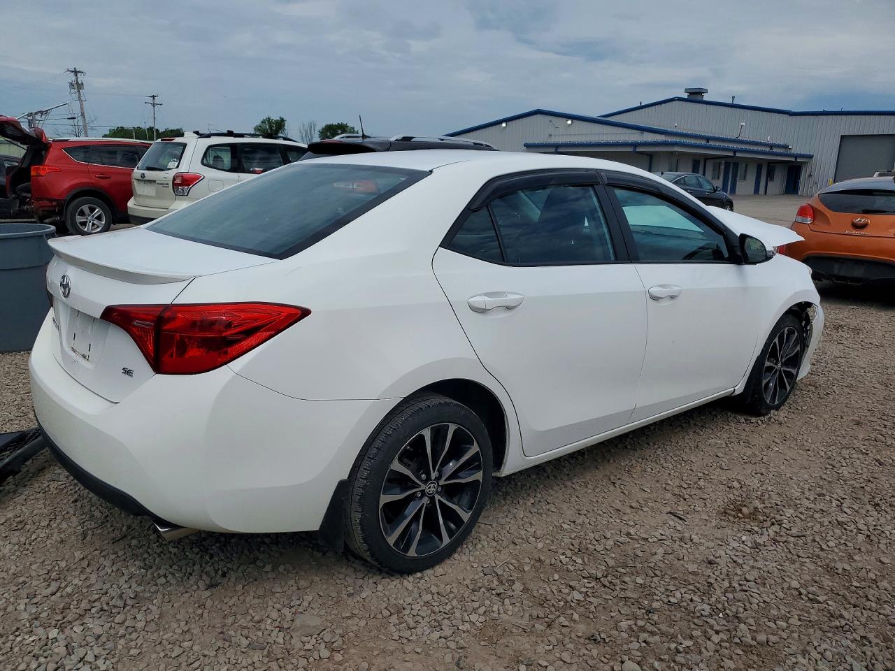 2018 TOYOTA COROLLA SE — снимка 3