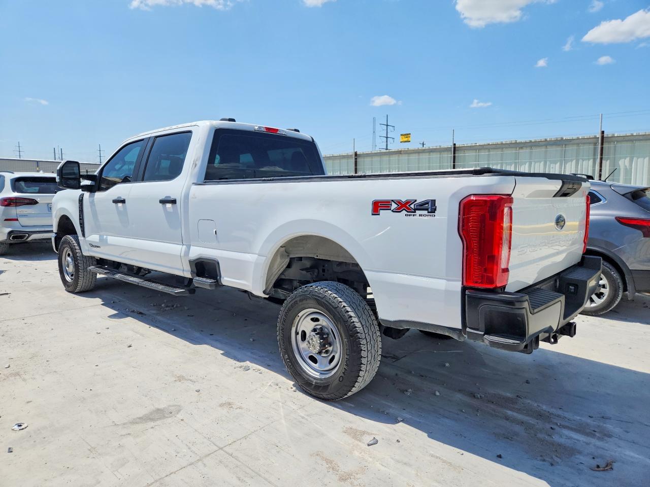 2023 FORD F350 SUPER DUTY — снимка 2