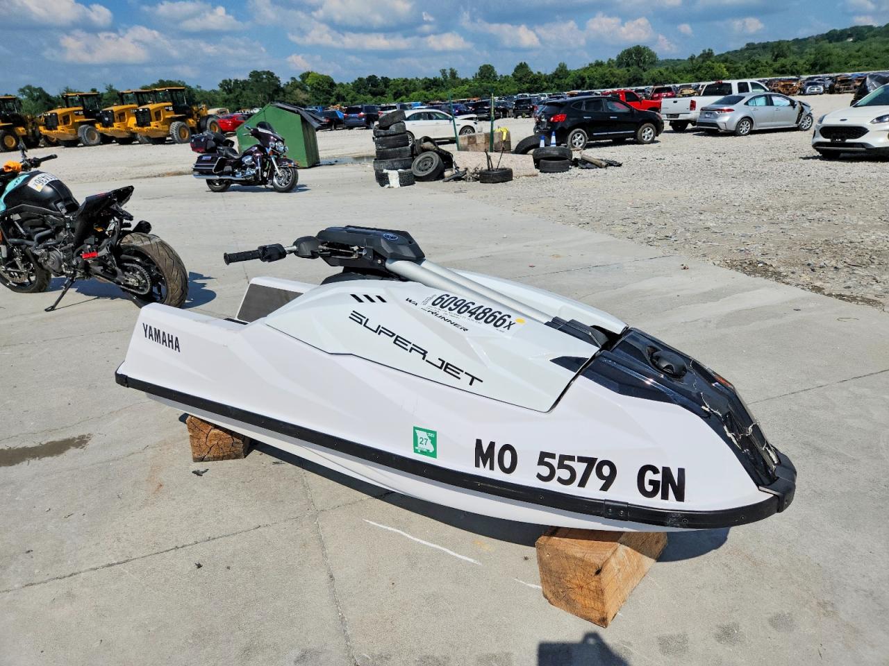 2023 YAMAHA JET SKI