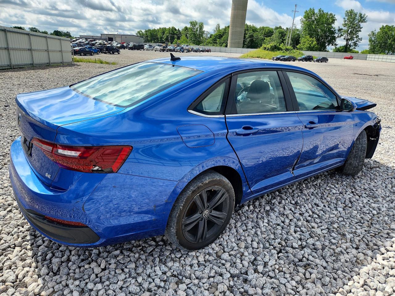 2022 VOLKSWAGEN JETTA SE — снимка 3