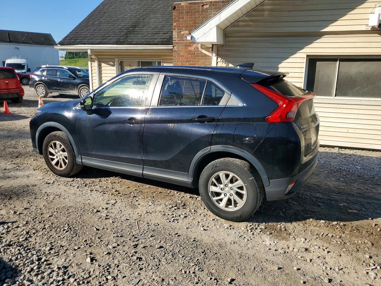 2019 MITSUBISHI ECLIPSE CROSS ES — снимка 2