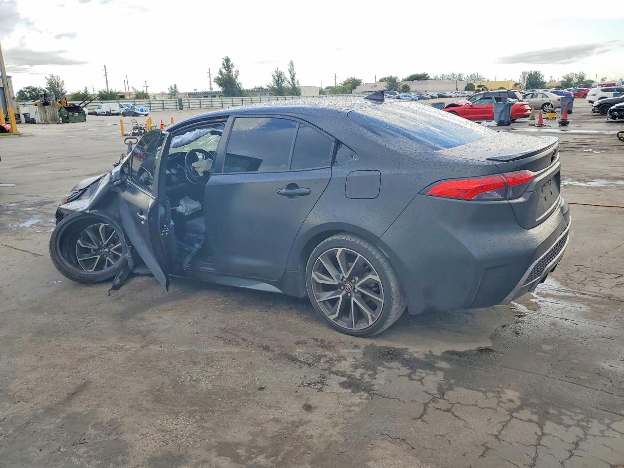 2020 TOYOTA COROLLA SE — снимка 2
