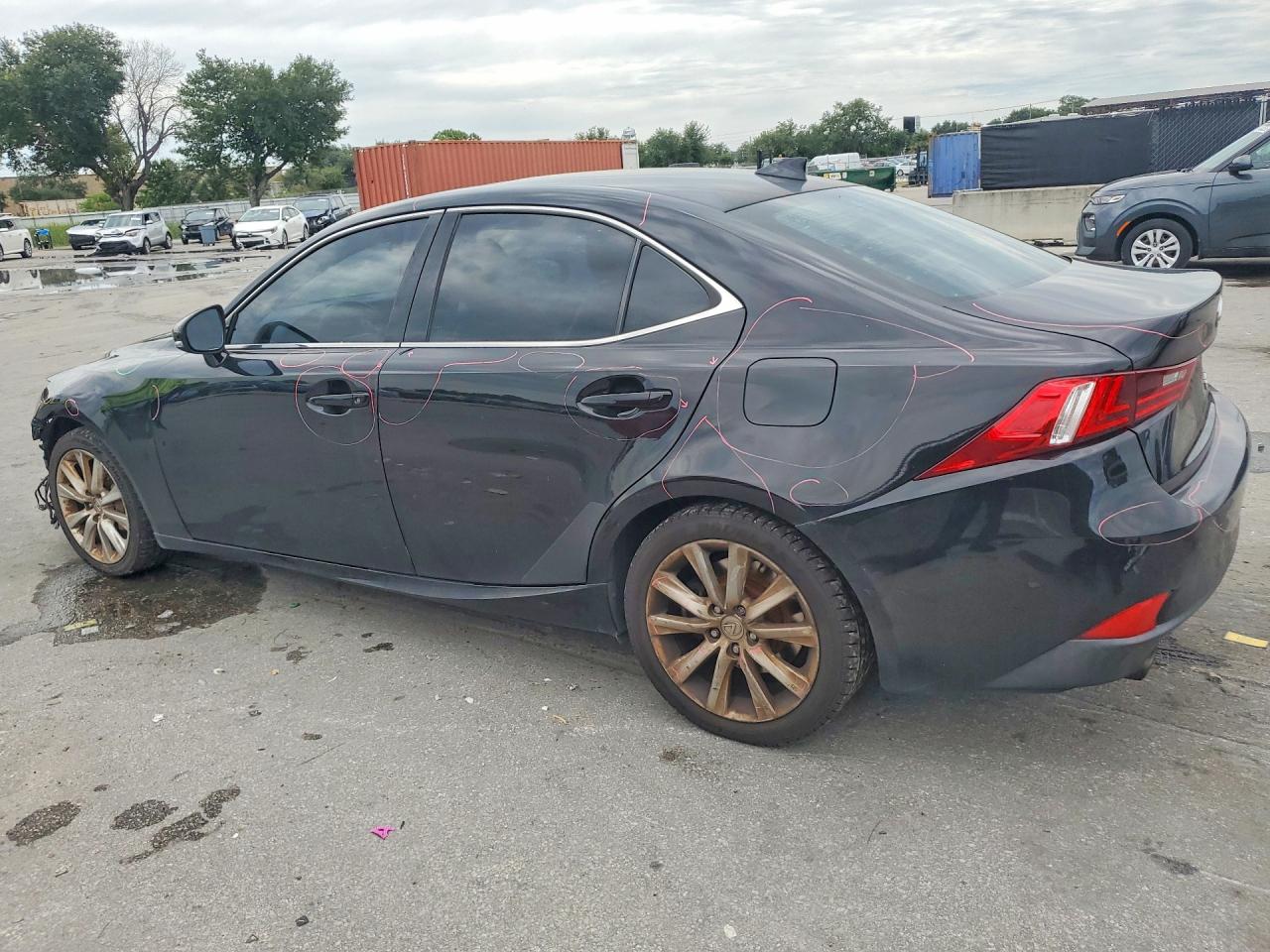 2016 LEXUS IS 200T — снимка 2