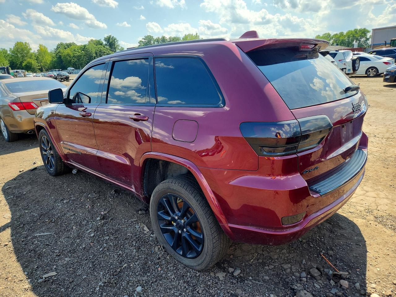2017 JEEP GRAND CHEROKEE LAREDO — снимка 2