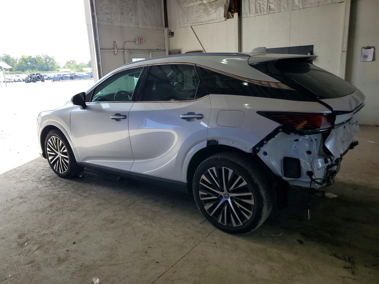 2025 LEXUS RX 350 PREMIUM+ — снимка 2
