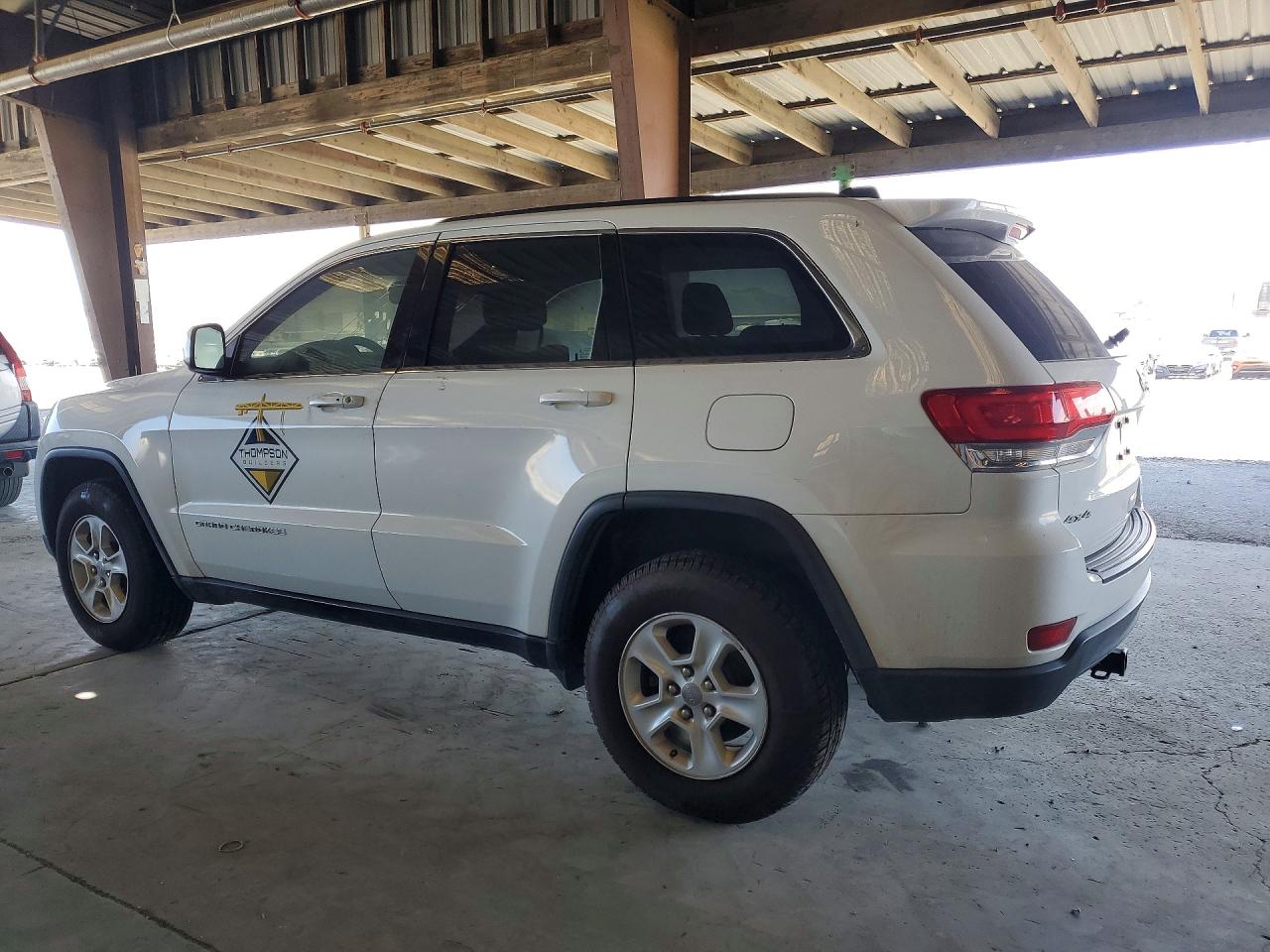2015 JEEP GRAND CHEROKEE LAREDO — снимка 2