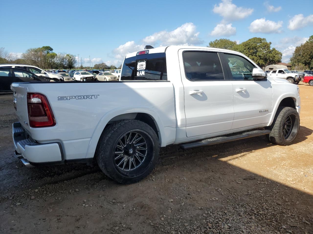 2021 RAM 1500 LARAMIE — снимка 3