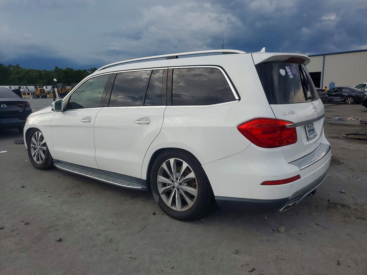 2014 MERCEDES-BENZ GL 450 4MATIC — снимка 2