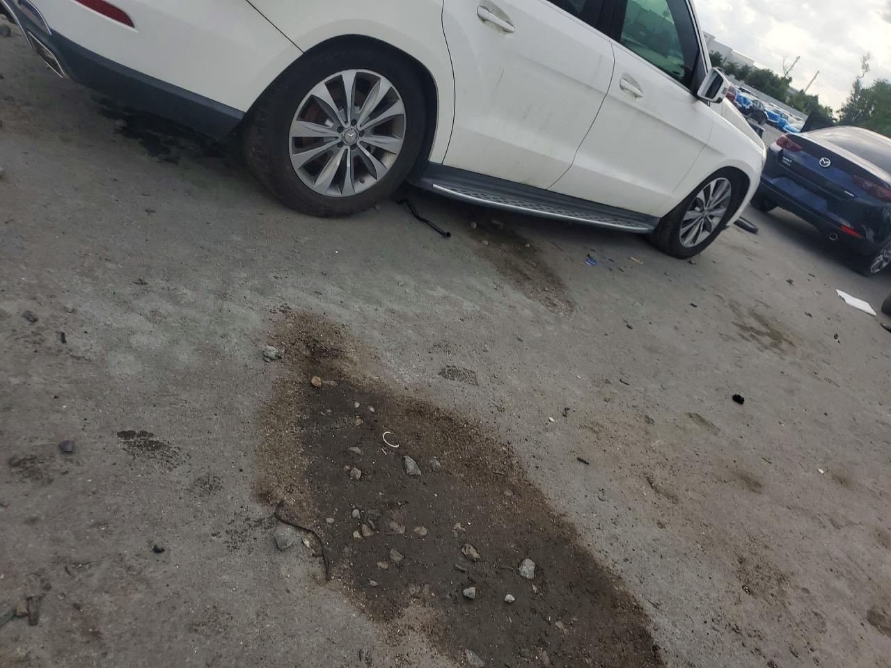 2014 MERCEDES-BENZ GL 450 4MATIC — снимка 3