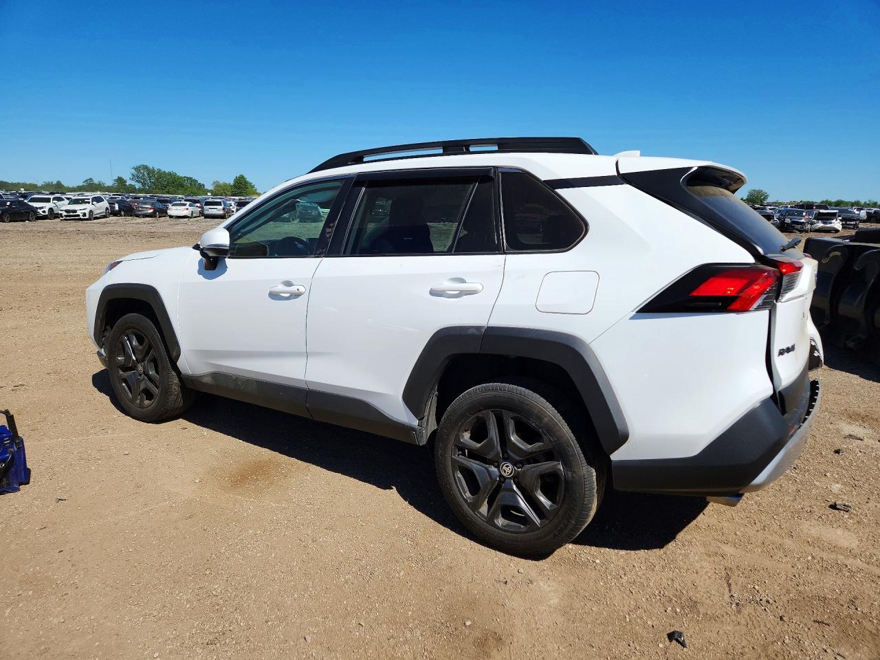2024 TOYOTA RAV4 ADVENTURE — снимка 2