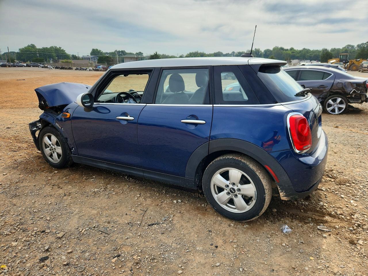 2016 MINI COOPER — снимка 2