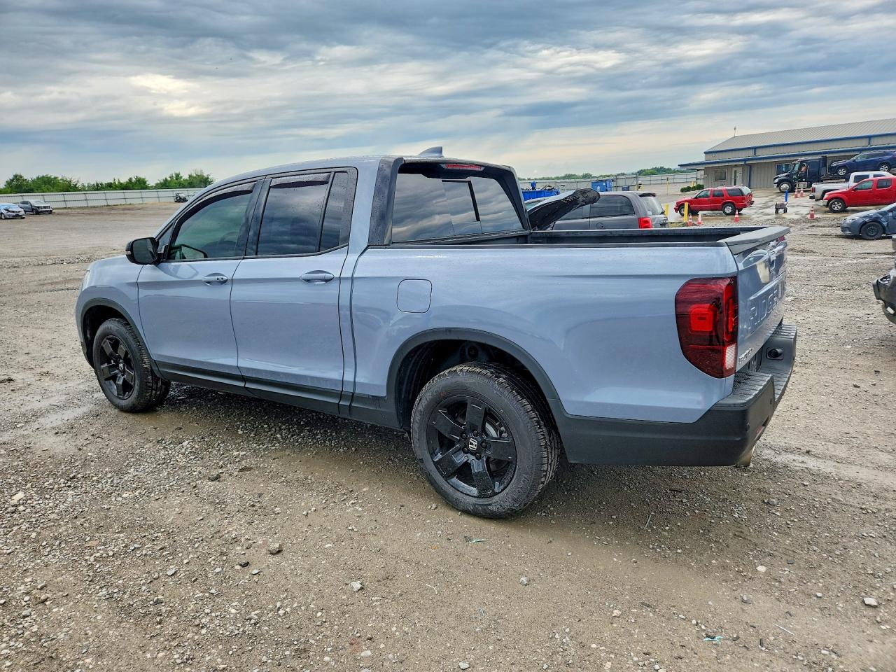2024 HONDA RIDGELINE BLACK EDITION — снимка 2