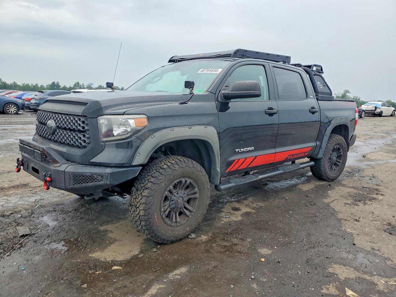2018 TOYOTA TUNDRA CREWMAX SR5