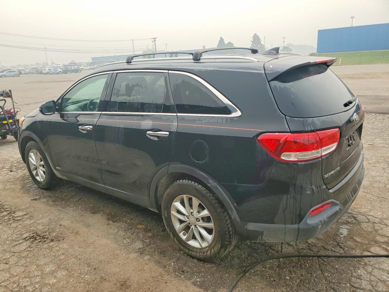 2017 KIA SORENTO LX — снимка 2