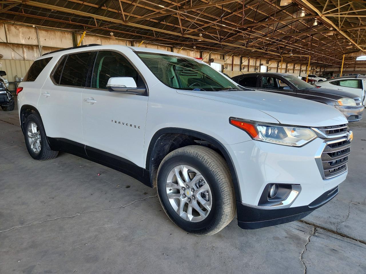 2021 CHEVROLET TRAVERSE LT — снимка 4
