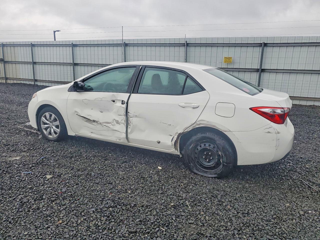 2016 TOYOTA COROLLA LE — снимка 2
