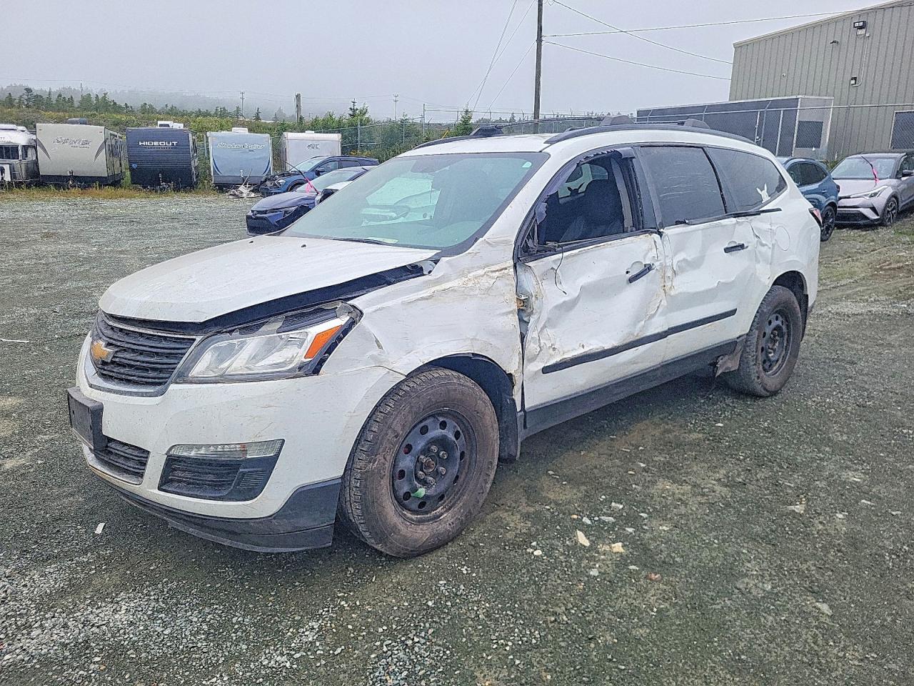 2017 CHEVROLET TRAVERSE LS