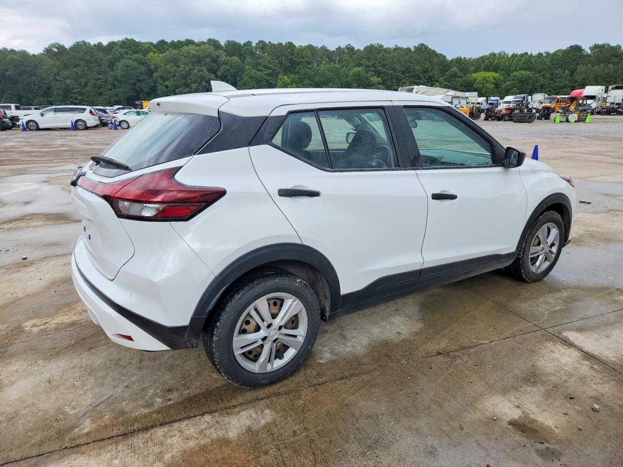2024 NISSAN KICKS S — снимка 3