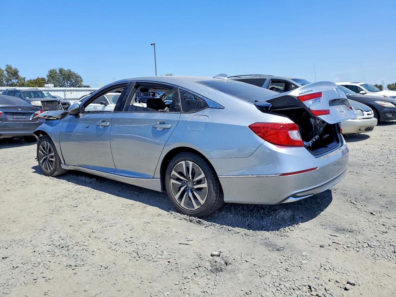 2020 HONDA ACCORD TOURING HYBRID — снимка 2