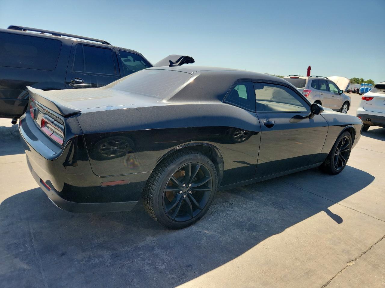 2016 DODGE CHALLENGER SXT — снимка 3