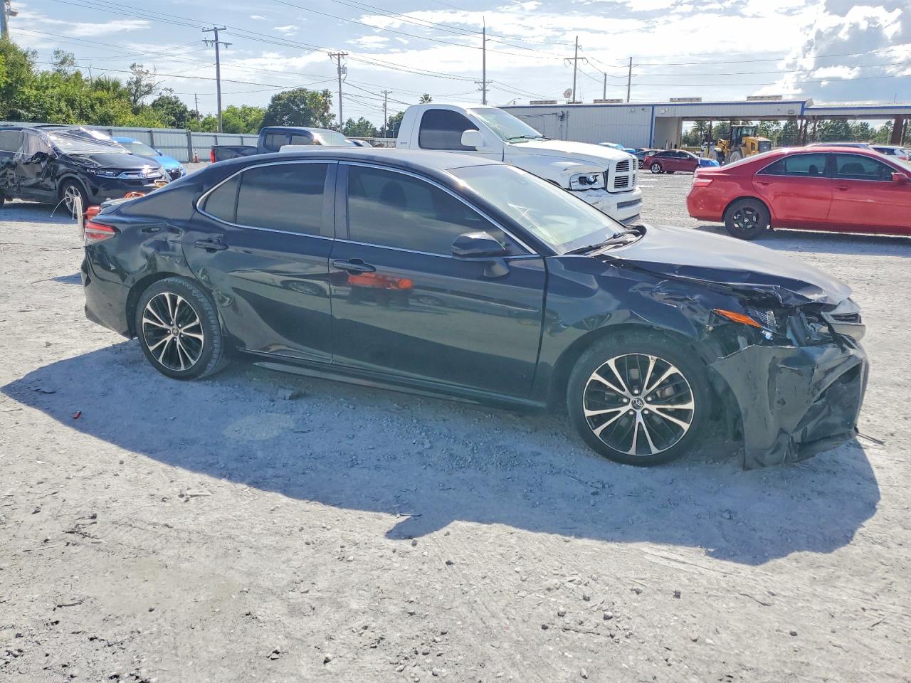 2018 TOYOTA CAMRY SE — снимка 4