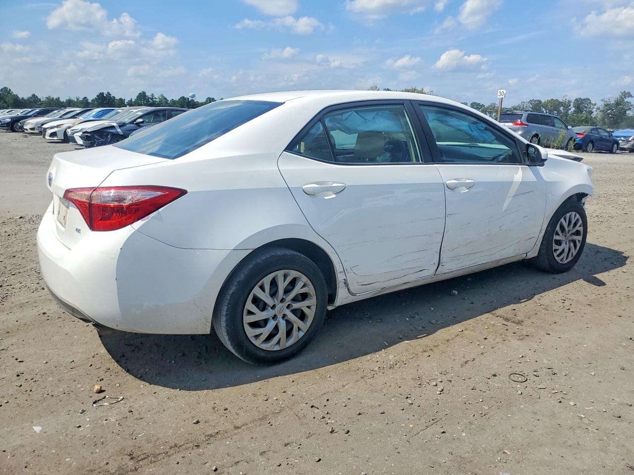 2017 TOYOTA COROLLA LE — снимка 3