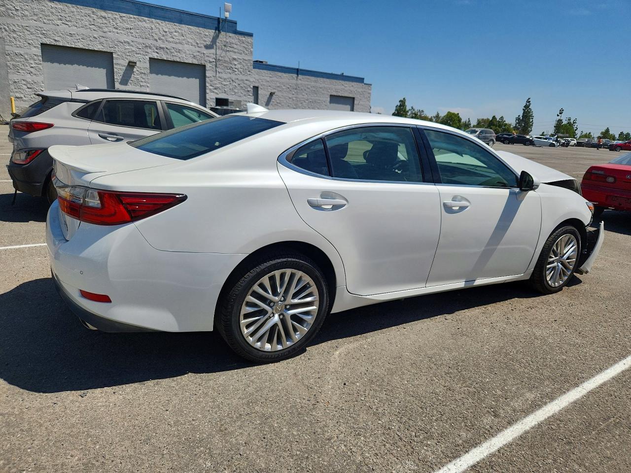 2016 LEXUS ES 350 — снимка 3