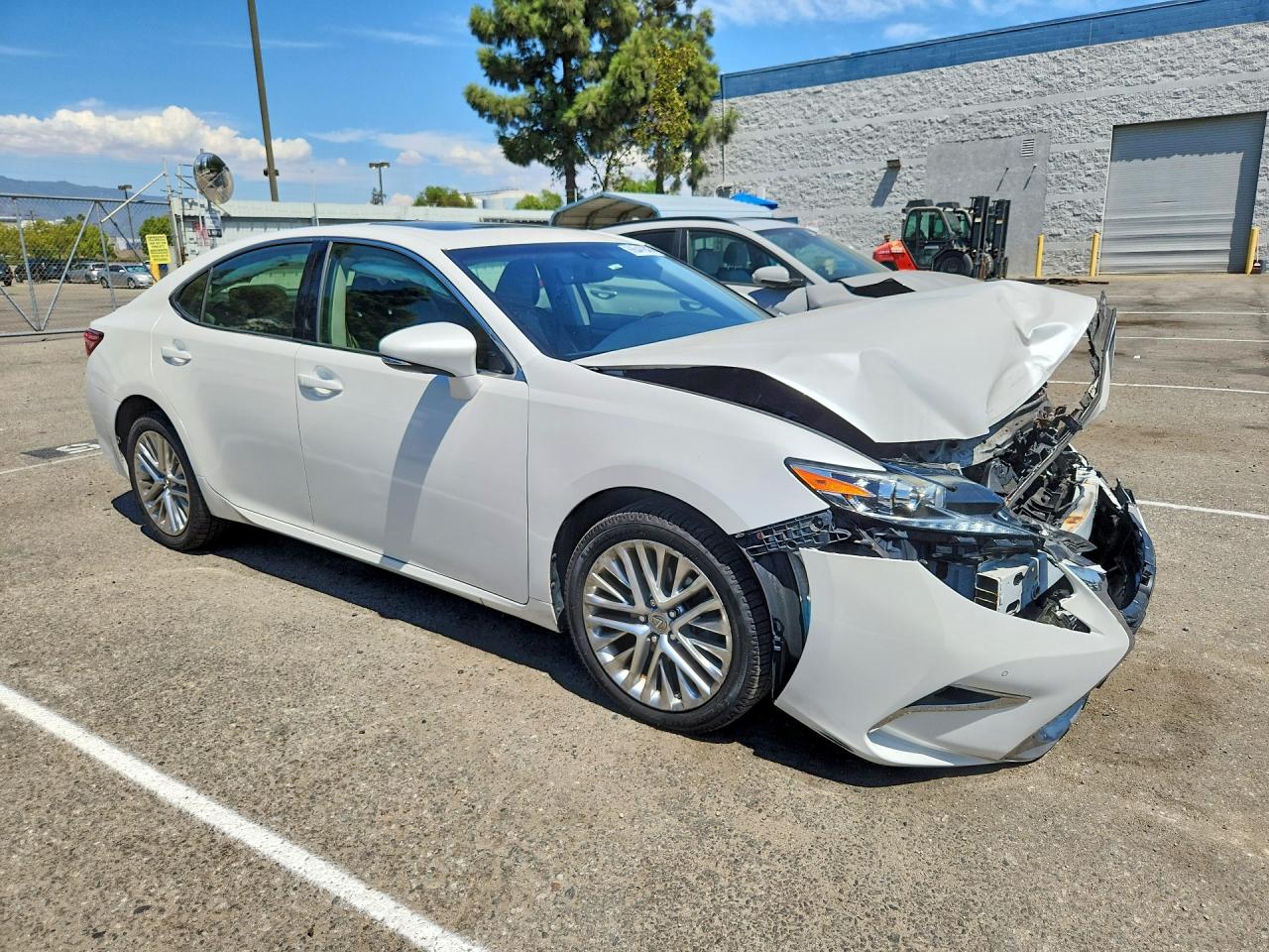 2016 LEXUS ES 350 — снимка 4