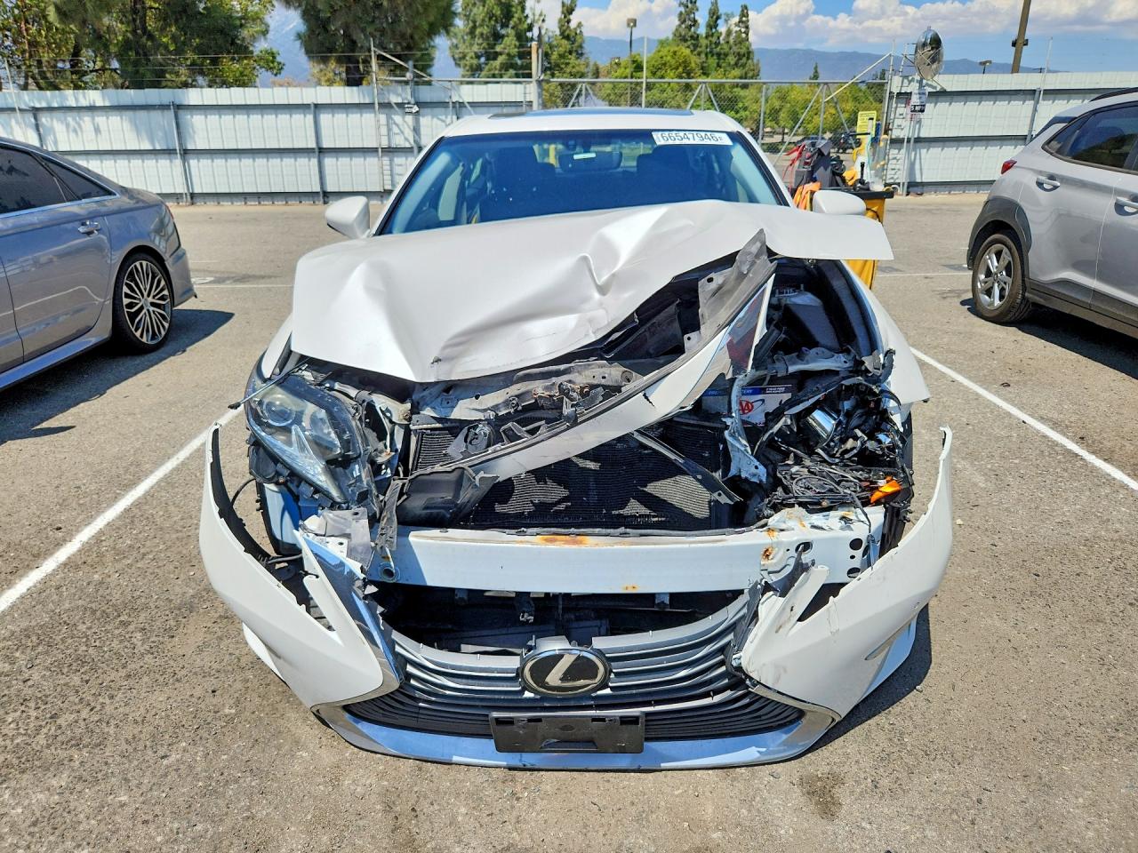2016 LEXUS ES 350 — снимка 5
