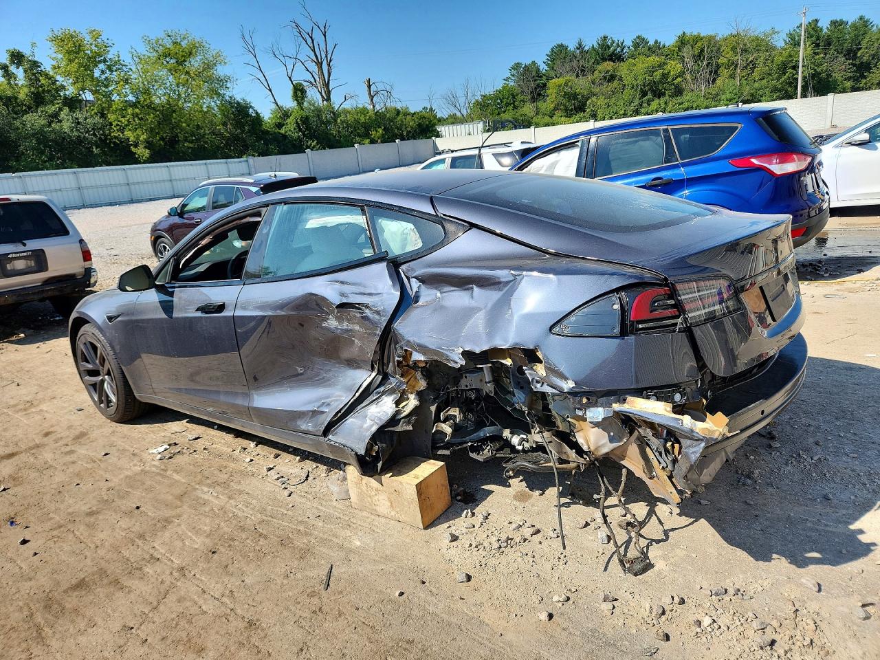 2023 TESLA MODEL S — снимка 2