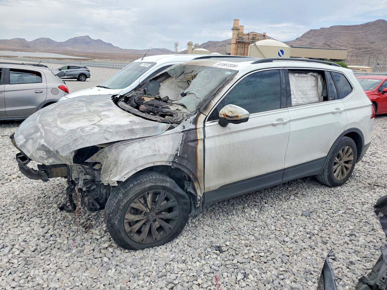 2019 VOLKSWAGEN TIGUAN SE/SEL/SEL R-LINE JET-BLACK/SEL R-LINE