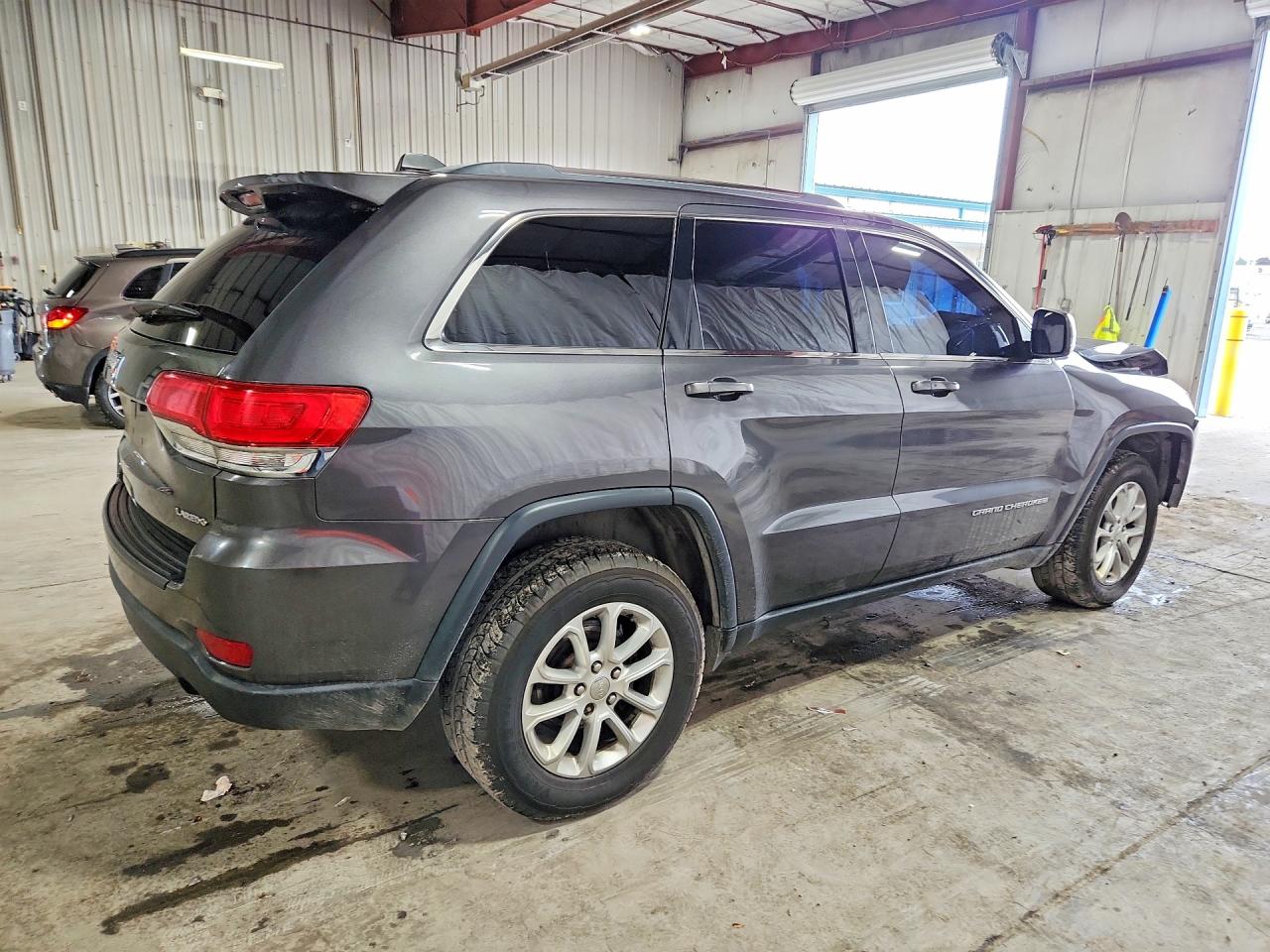 2015 JEEP GRAND CHEROKEE LAREDO — снимка 3