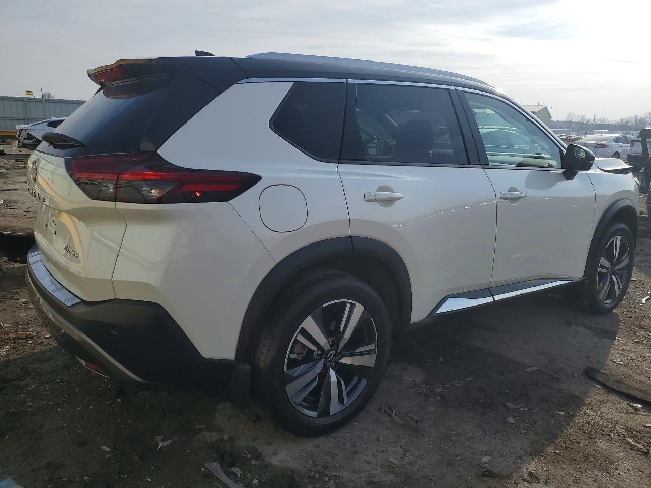 2023 NISSAN ROGUE SL — снимка 3