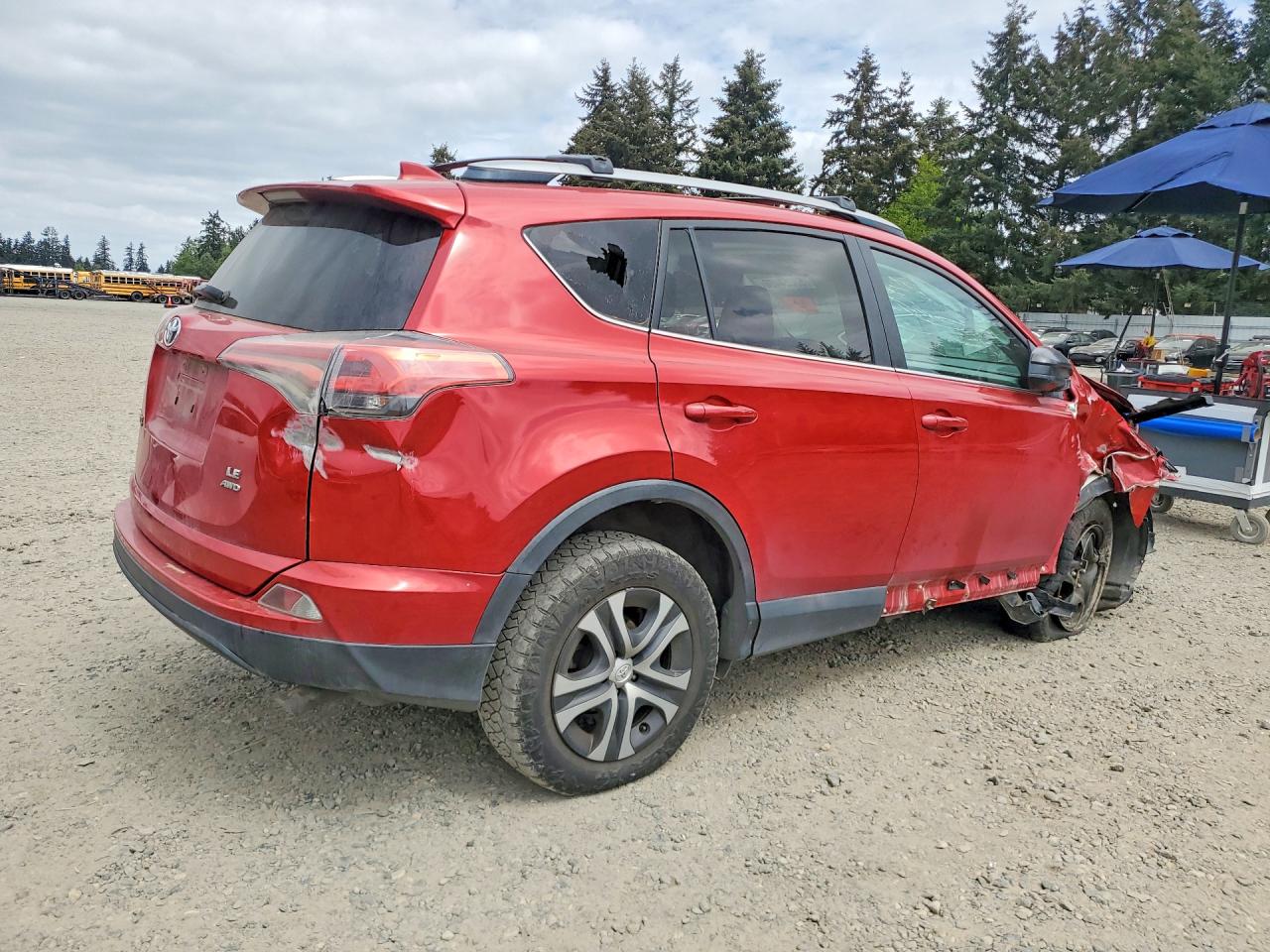 2017 TOYOTA RAV4 LE — снимка 3