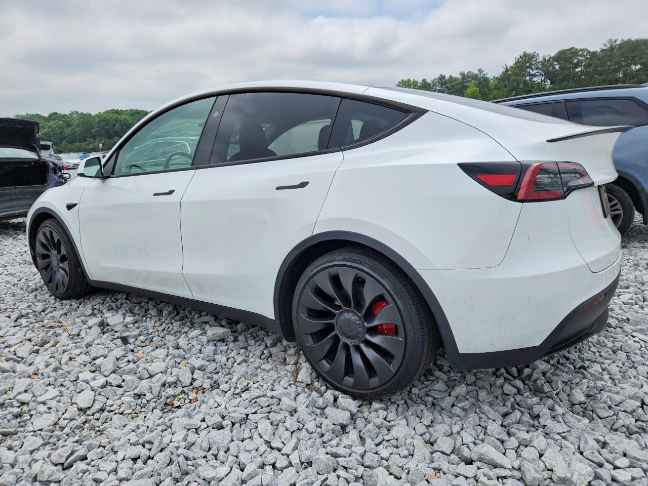2025 TESLA MODEL Y — снимка 2