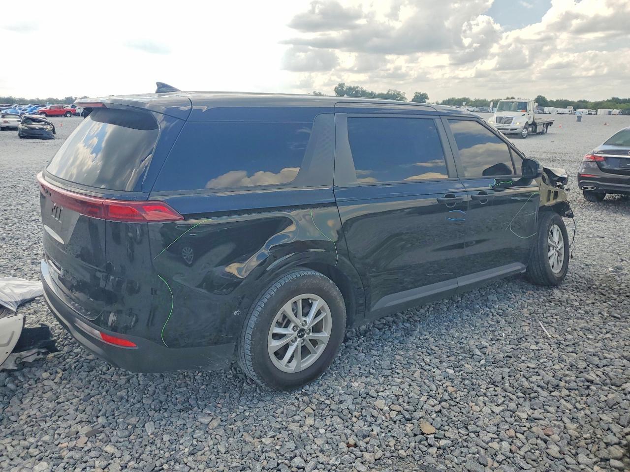 2022 KIA CARNIVAL LX — снимка 3