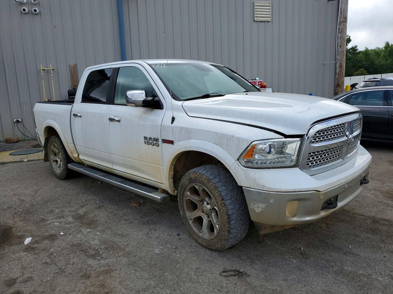 2016 RAM 1500 LARAMIE — снимка 4