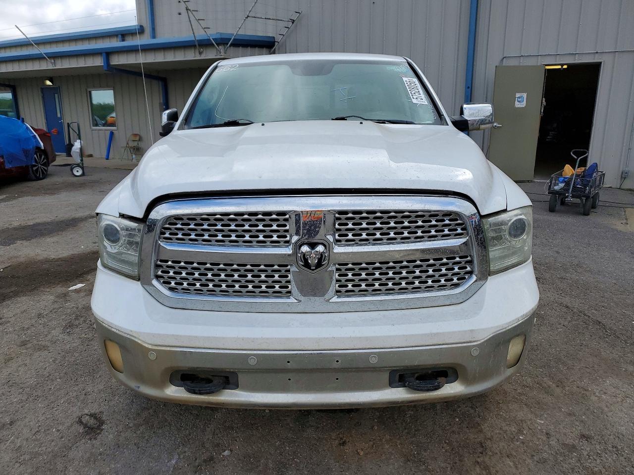 2016 RAM 1500 LARAMIE — снимка 5