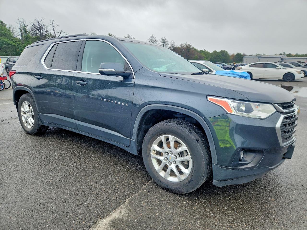 2021 CHEVROLET TRAVERSE LT — снимка 4