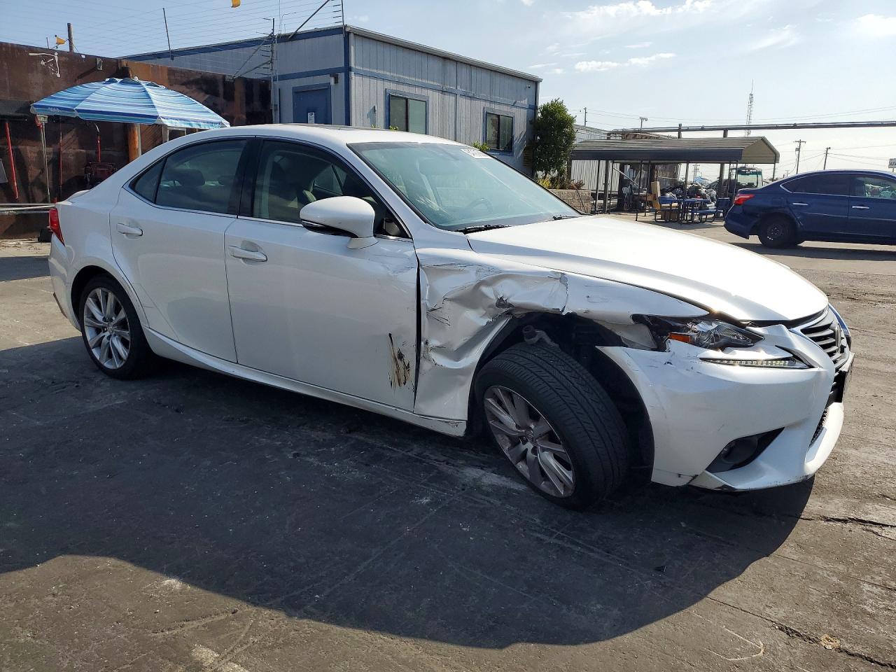 2016 LEXUS IS 200T — снимка 4
