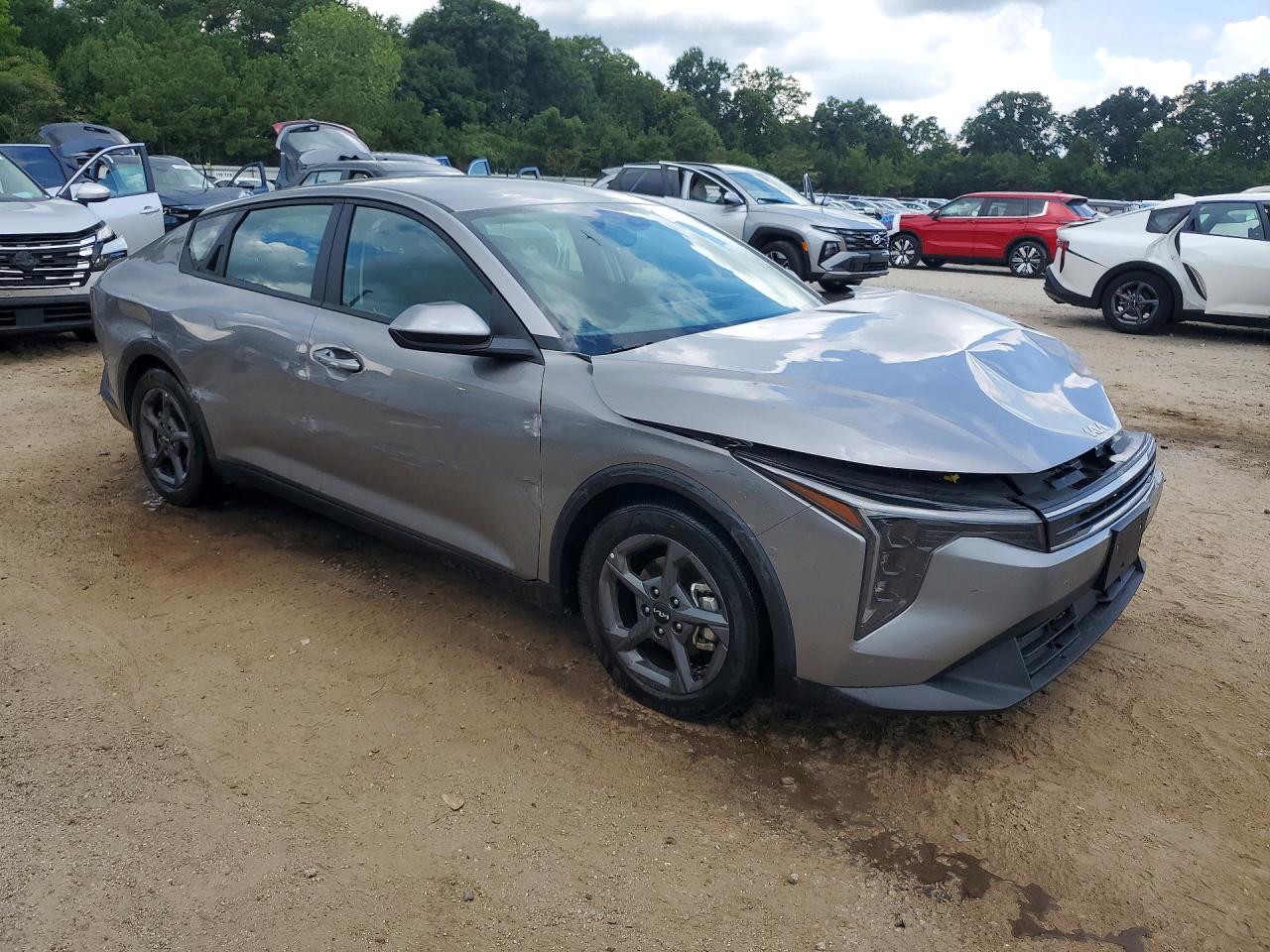 2025 KIA K4 LXS — снимка 4
