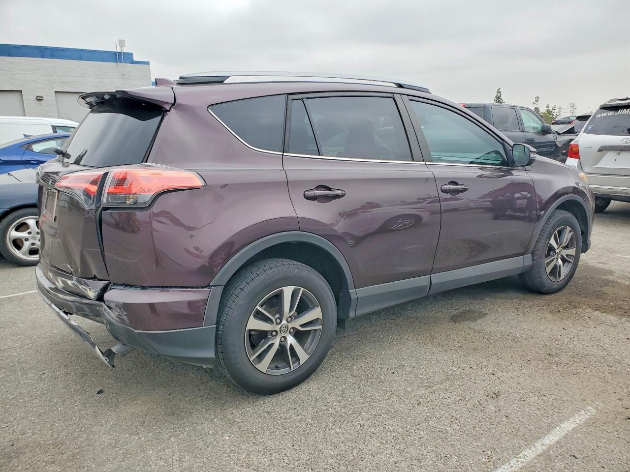2017 TOYOTA RAV4 XLE — снимка 3
