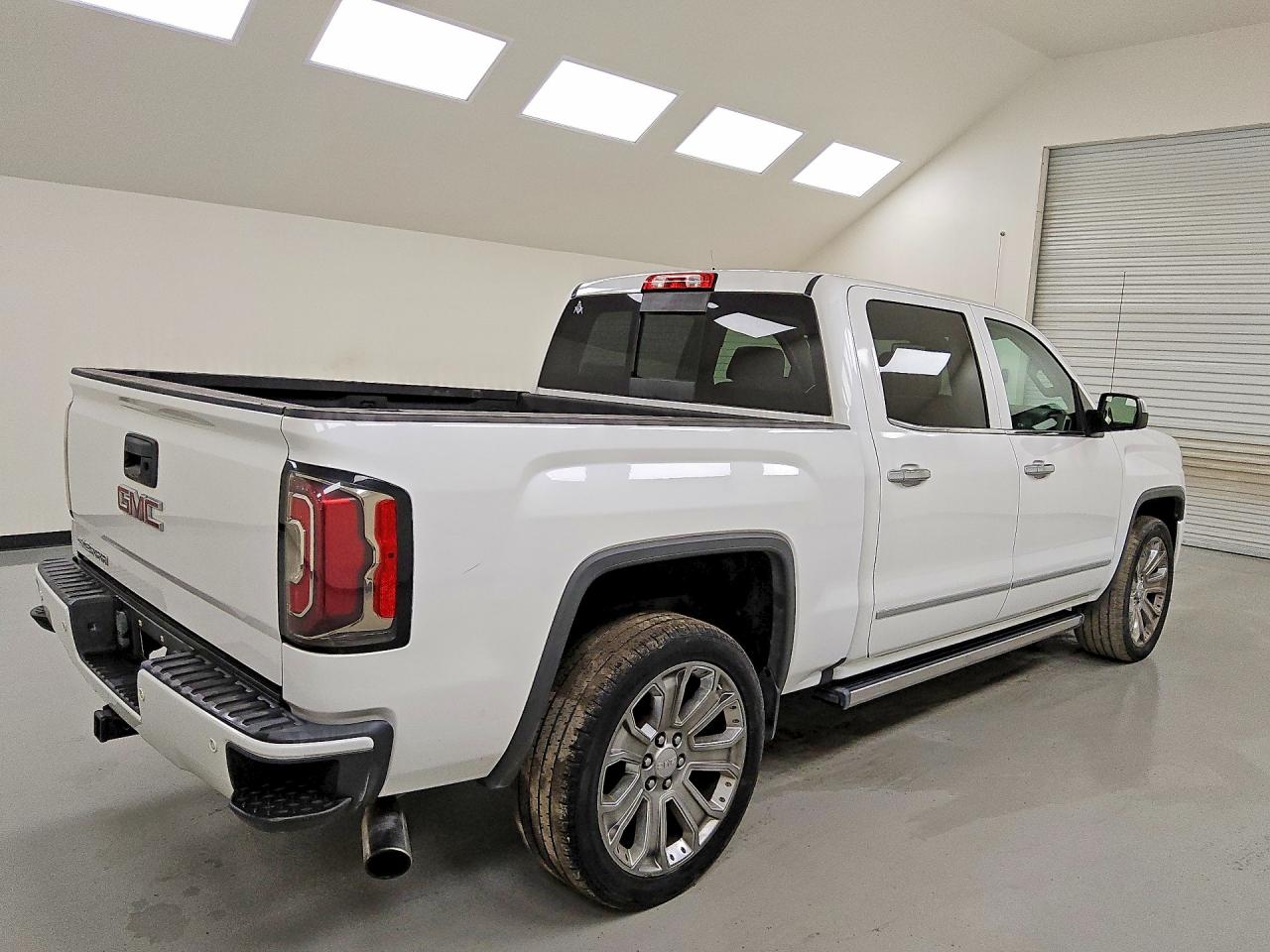2017 GMC SIERRA K1500 DENALI — снимка 3
