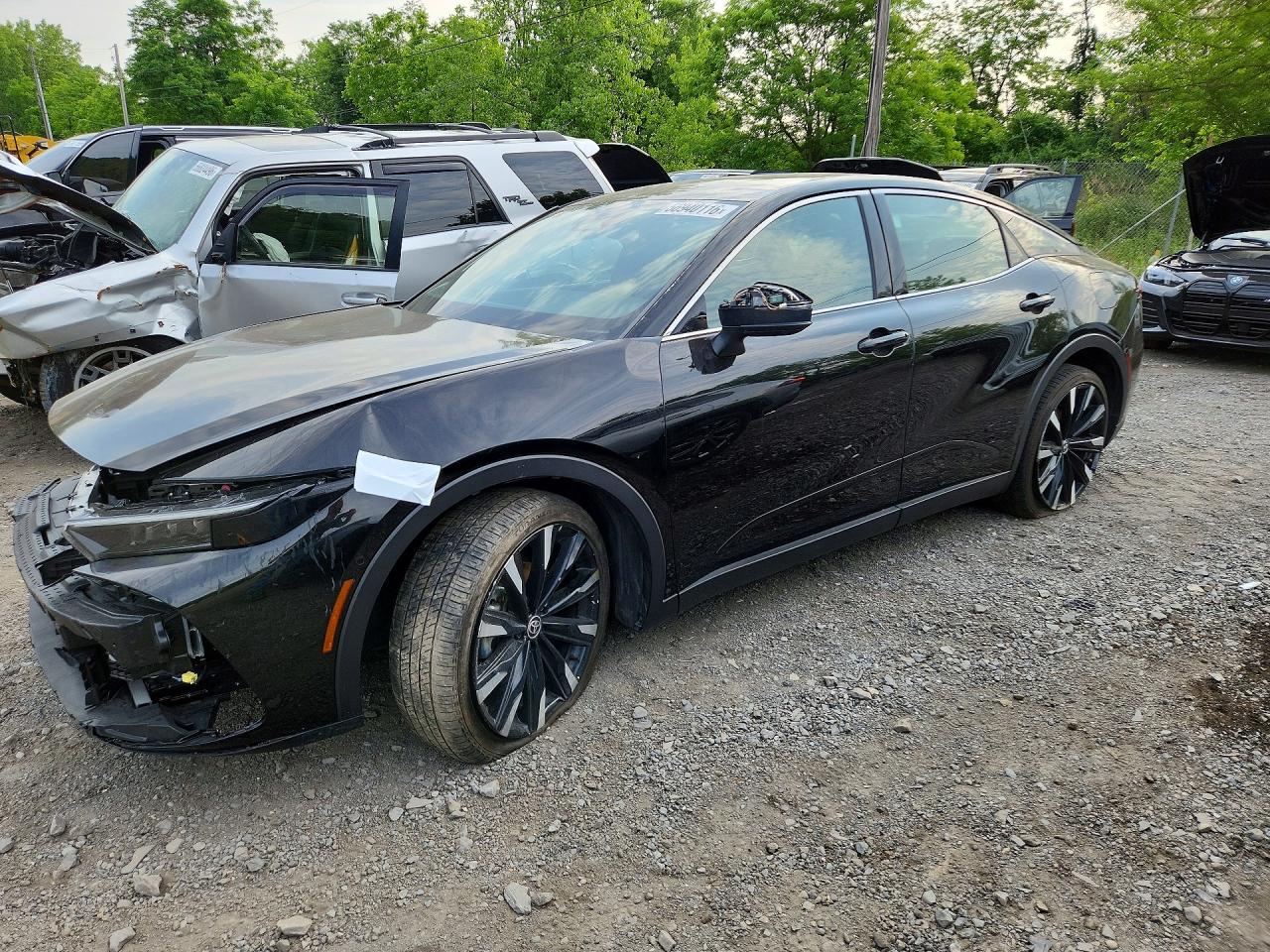 2024 TOYOTA CROWN PLATINUM