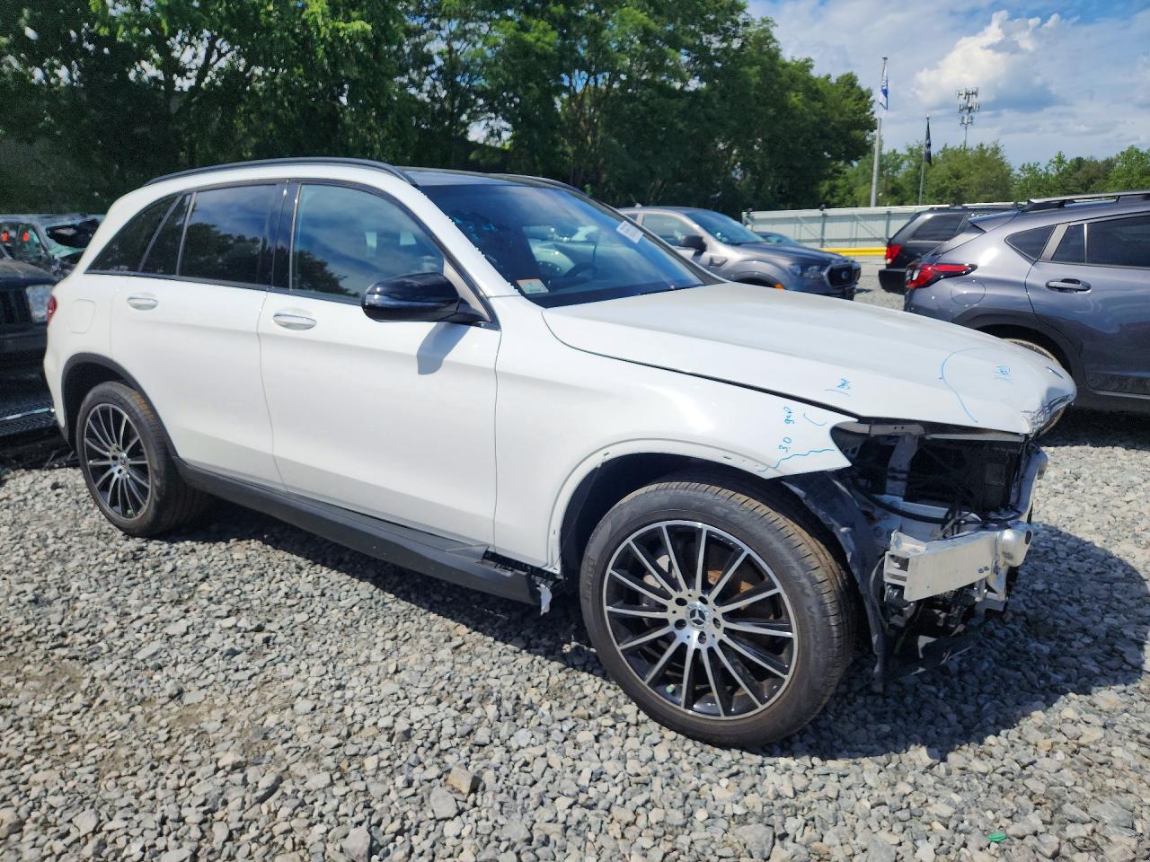 2020 MERCEDES-BENZ GLC 300 4MATIC — снимка 4