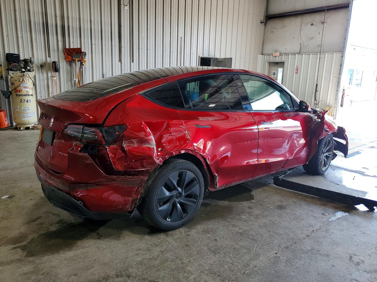 2024 TESLA MODEL Y — снимка 3
