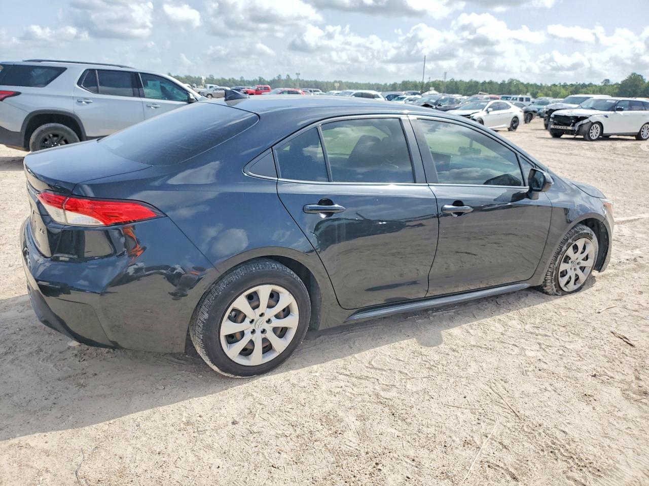 2021 TOYOTA COROLLA LE — снимка 3
