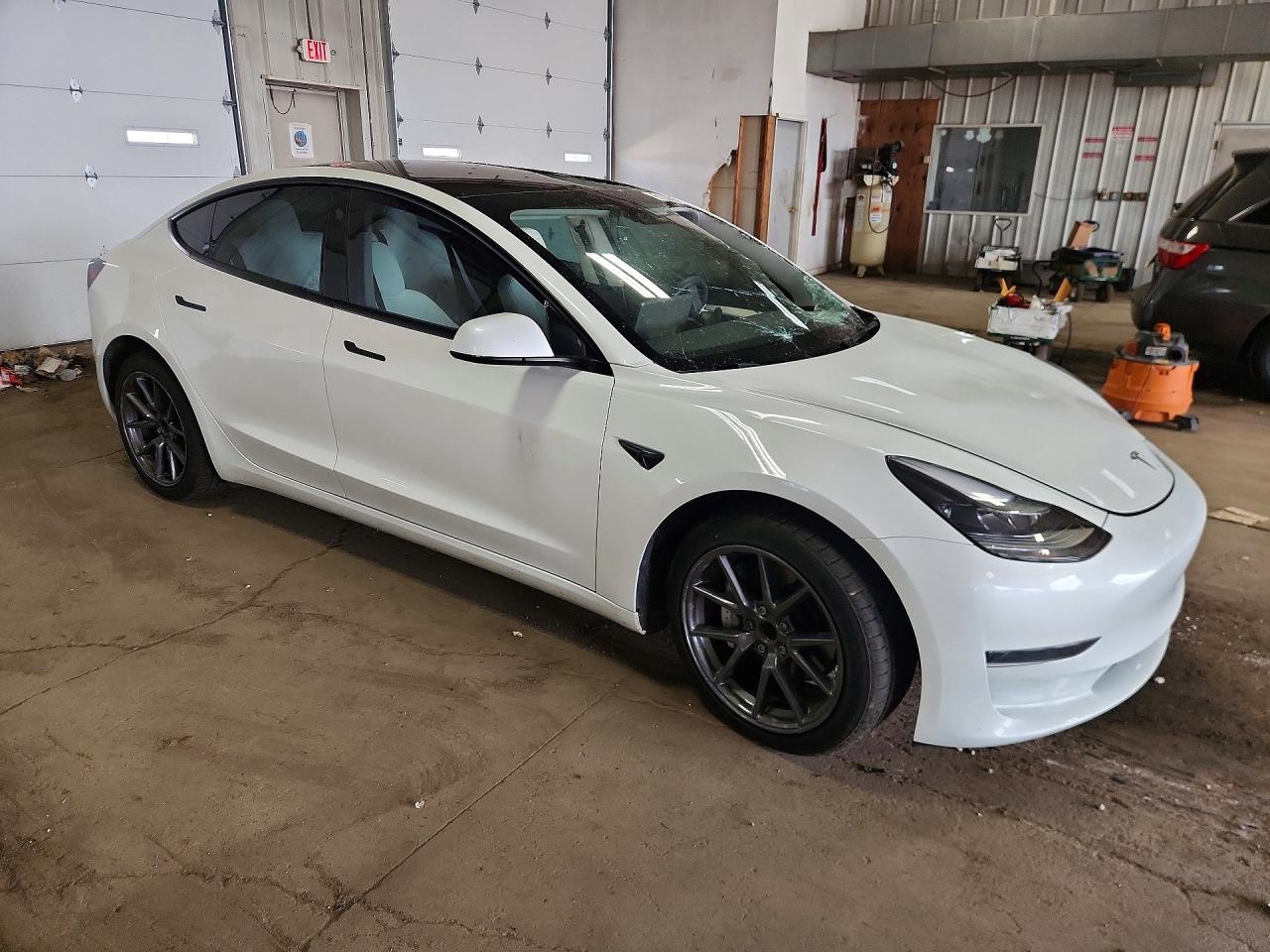 2023 TESLA MODEL 3 — снимка 4