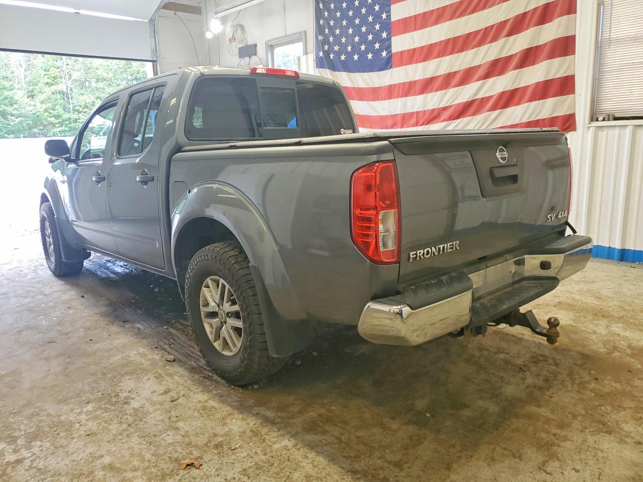2017 NISSAN FRONTIER SV — снимка 2